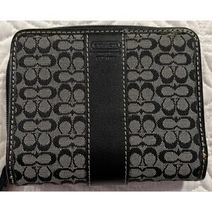 Coach Wallet Signature with Coin Zipper
